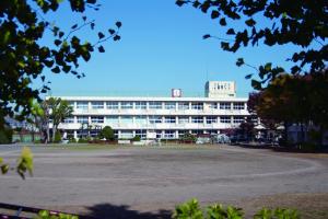 江川南小学校