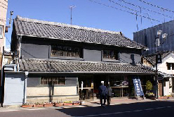 小西見世蔵