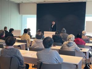 市長の1日_20240125_老人大学市長講話　閉講式