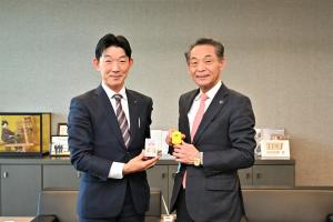 市長の1日_20250317_防犯ブザー