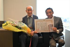 市長の1日_20250627_100歳祝