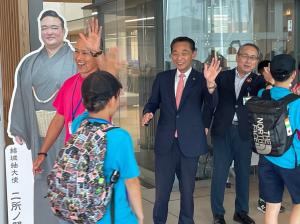 市長の1日_20250725_福井市訪問団出迎