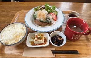 どんぐり食堂(ハンバーグ定食)