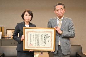 市長の1日_20260129_教育論文最優秀賞受賞報告