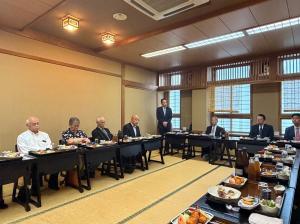 市長の1日_20260526_市議退職者結交会総会懇親会