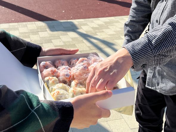 マルシェで配布した結城名物ゆでまんじゅう
