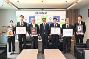 市長の1日_20260706_ふるさと納税に係る感謝状贈呈式(ローカル様、カーメイト様、東和食品様)