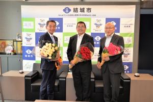 市長の1日_20260707_農林水産大臣賞受賞者表敬訪問